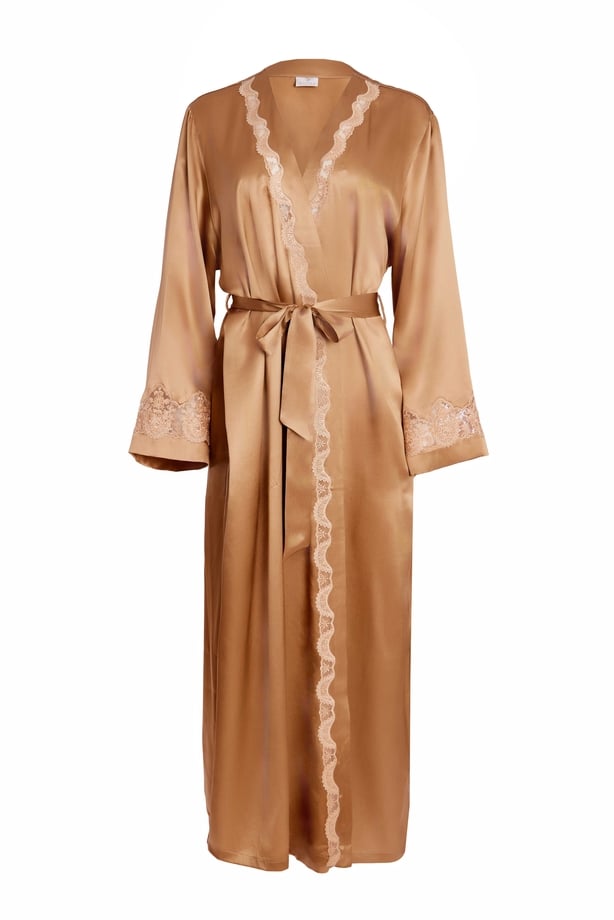 susan hunter nightgown