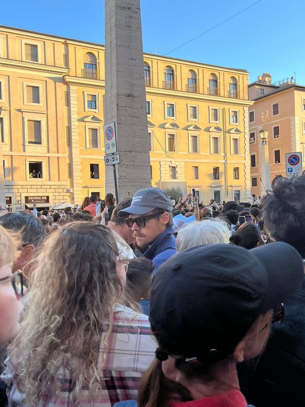 Harry Styles spotted in Rome