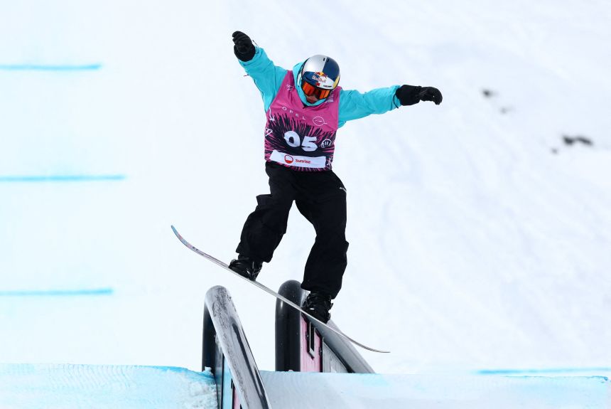 Su competes in the slopestyle event at the Freestyle World Championships in March.