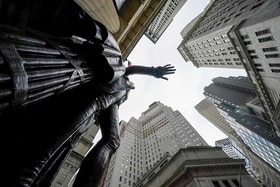 (Keystone / Timothy A. Clary) The George Washington Statue at the Federal Hall National Memorial