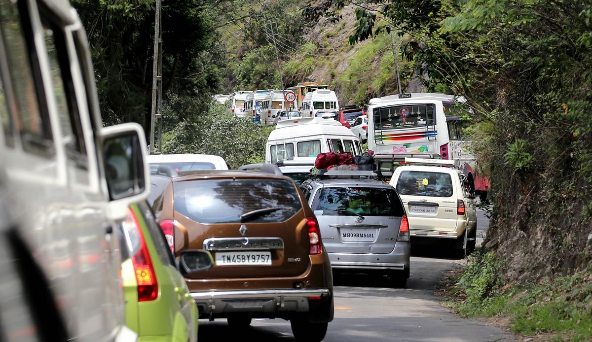 Tourist numbers in Kerala’s Western Ghats far exceed the carrying capacity of destinations and access roads. The photo shows traffic congestion at Rajamala near Munnar in Idukki district. Tourist numbers in Kerala’s Western Ghats far exceed the carrying capacity of destinations and access roads. The photo shows traffic congestion at Rajamala near Munnar in Idukki district.