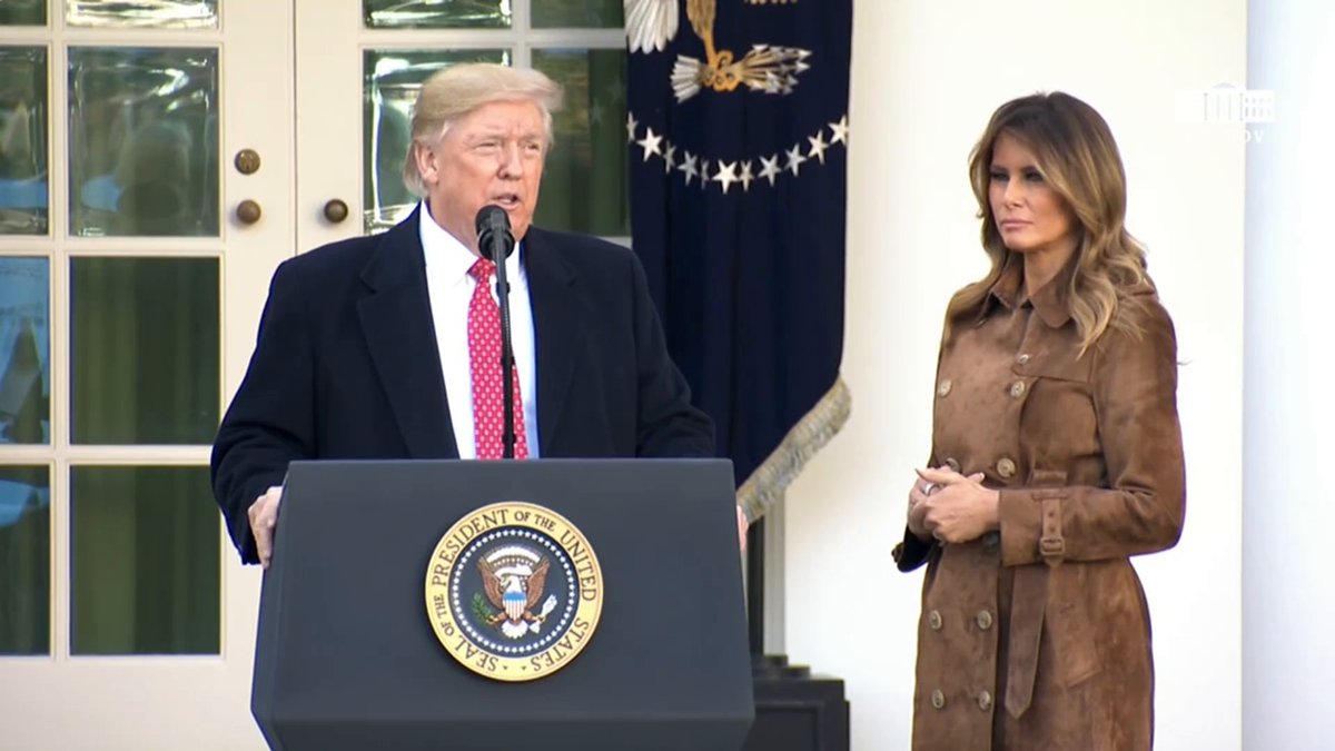 President and First Lady thank those wearing our nation's uniform in Thanksgiving message