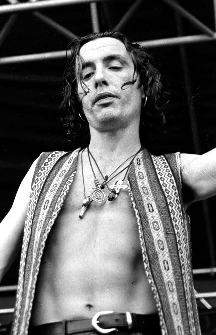 Christy Dignam pictured during Aslan's reunion gig in 1993