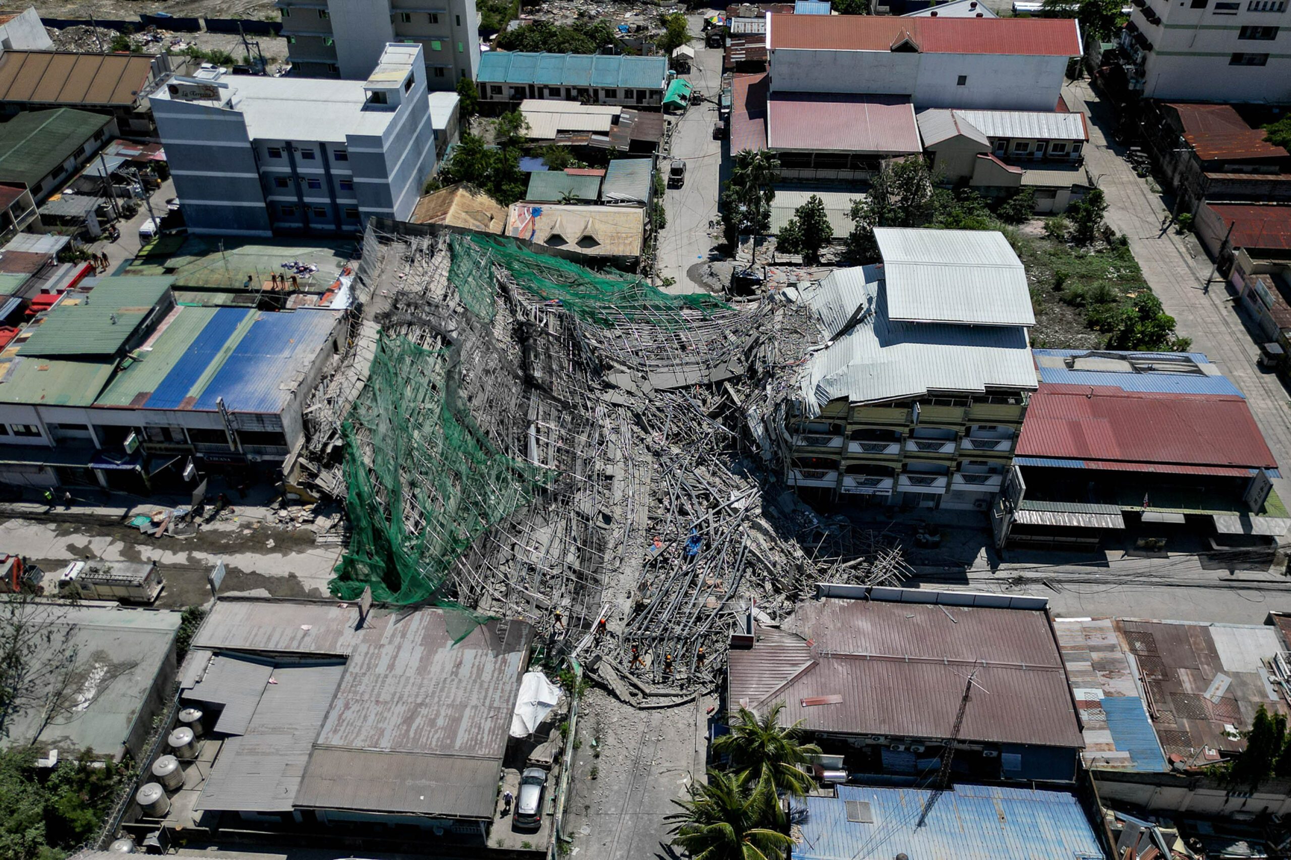 Building collapse in Pampanga