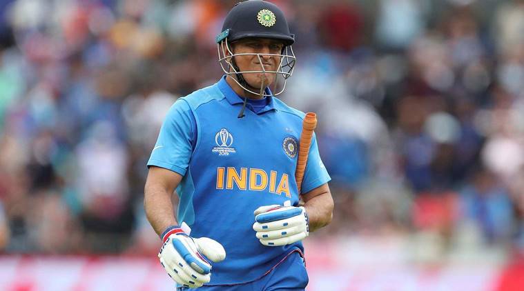 dhoni, dhoni retirement, dhoni retirement rumour, Virat kohli tweet, virat kohli dhoni retirement tweet, ,