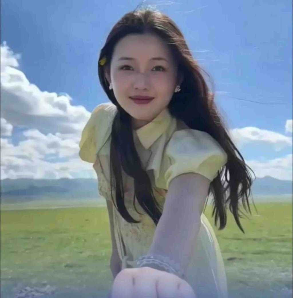 Yigubigu posted stunning photographs she took of herself during a trip to Western China. Photo: thepaper.cn Yigubigu posted stunning photographs she took of herself during a trip to Western China. Photo: thepaper.cn
