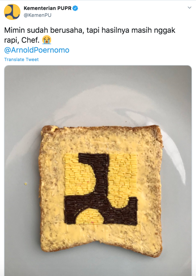 Logo Kementerian PUPR @KemenPU Mimin sudah berusaha, tapi hasilnya masih nggak rapi, Chef. @ArnoldPoernomo Translate Tweet Text Font Number