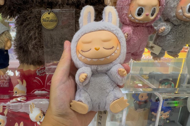 Pop Mart's Labubu Sparks Frenzy Abroad