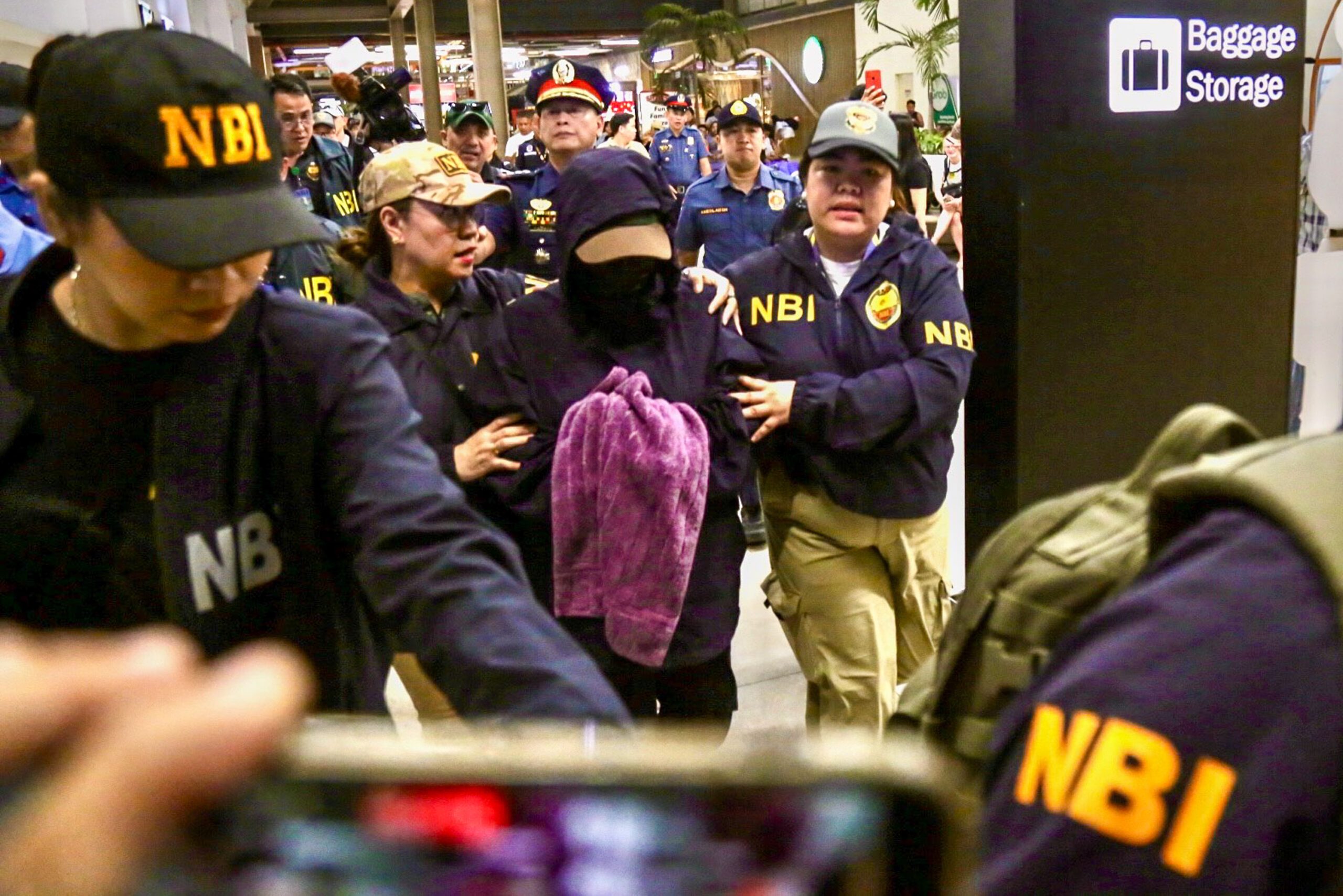 Sara Discaya arrives in Cebu