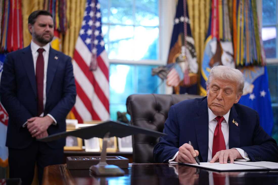 Vice President Vance looks on as President Donald Trump signs an executive order in the Oval Office on Sept 25, 2025 in Washington, DC. Trump signed an order approving a partial sale of TikTok’s U.S. operations, following a 2024 law requiring parent company ByteDance to divest or face a ban. (Photo by Andrew Harnik/Getty Images)